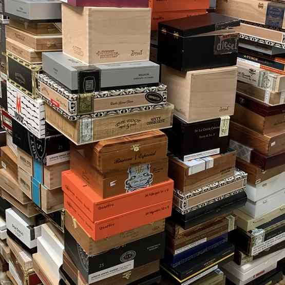 Lucky Dip Empty New World Cigar Box – Single Box